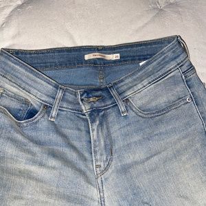 Women's Levi's Straight Jeans, size 26